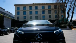 Istanbul airport meet and greet with minivan