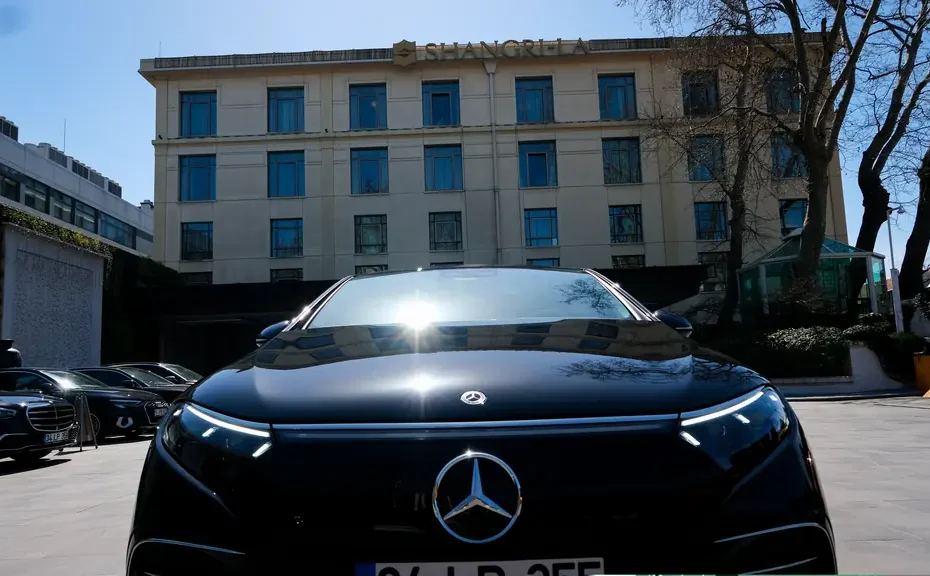 Istanbul airport meet and greet with minivan